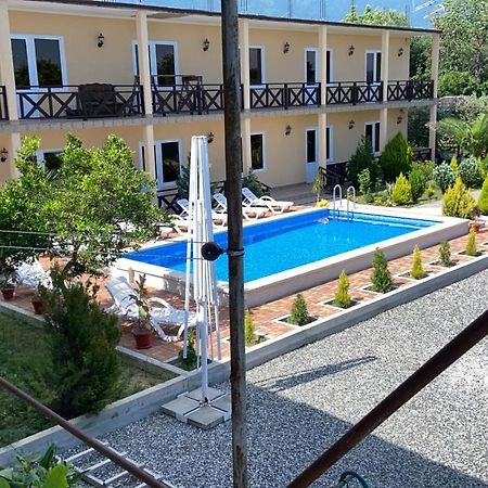 Guest House У Дедушки Самвела #N/A ภายนอก รูปภาพ