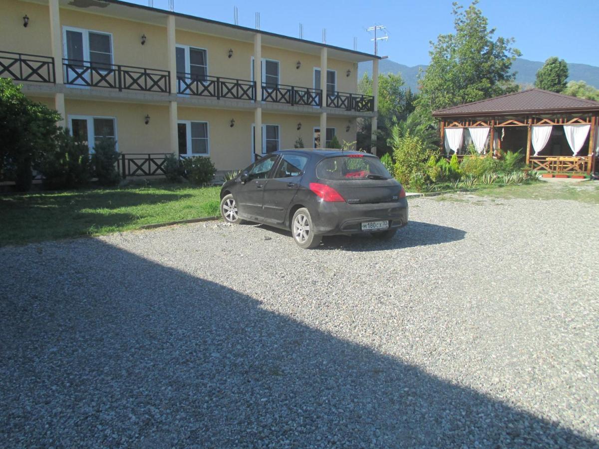 Guest House У Дедушки Самвела #N/A ภายนอก รูปภาพ